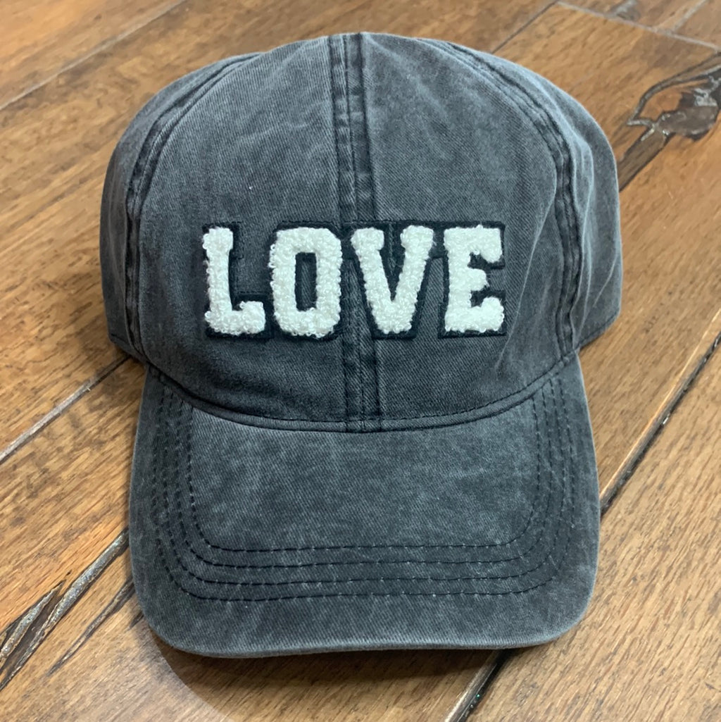 Love adjustable Baseball Cap